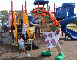 afff-macdill-taco-high-five